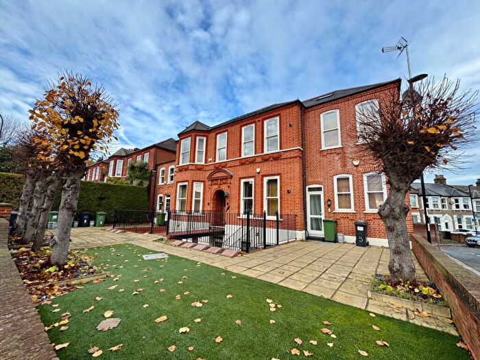 1 Bedroom Apartment To Rent In Brownhill Road, London, SE6