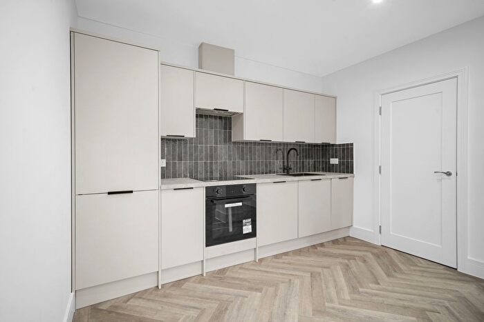 2 Bedroom Flat To Rent In Old Street, EC1V