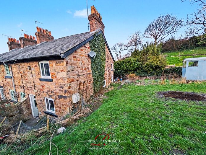 3 Bedroom Cottage For Sale In Pentre Terrace, Flint Mountain, Flint, CH6