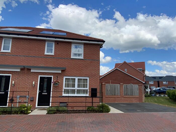 3 Bedroom Semi Detached House For Sale In Constructor Close, Leyland, PR26
