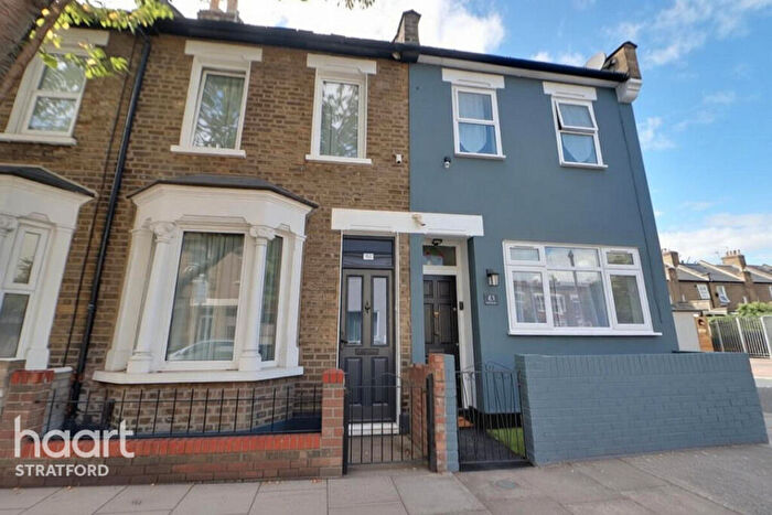 2 Bedroom Terraced House To Rent In Holness Road, London, E15