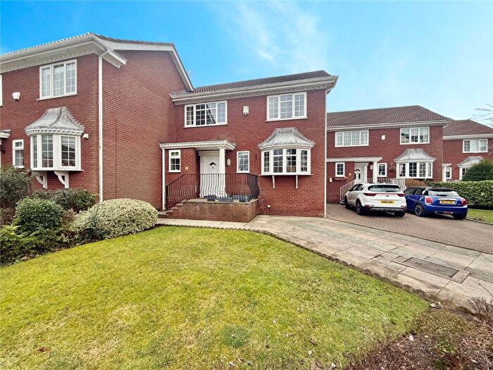 3 Bedroom Semi-Detached House For Sale In Roe Park Mews, Southport, PR9
