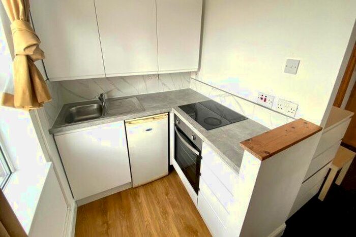 Studio To Rent In Berkeley Road, Bristol, BS7