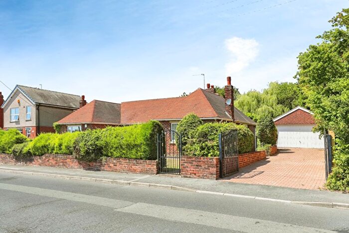 3 Bedroom Bungalow For Sale In Broad Carr Road, Barnsley, South Yorkshire, S74