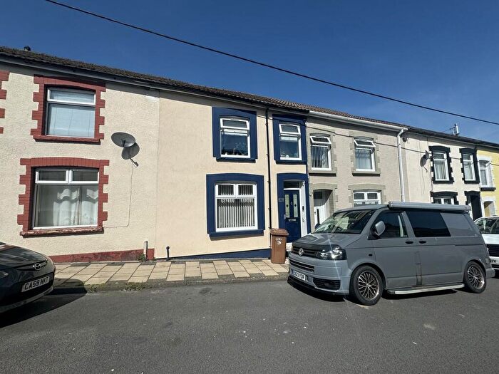 3 Bedroom Terraced House For Sale In West Street, Bargoed, CF81