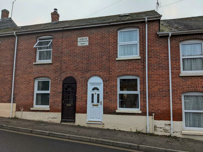 2 Bedroom House To Rent In Marlborough Street, Andover, SP10