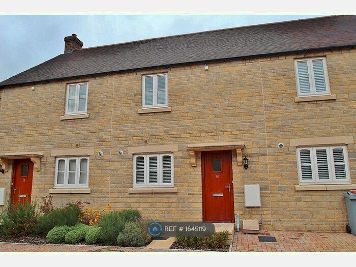 2 Bedroom Terraced House To Rent In Carriage Crescent, Witney, OX28