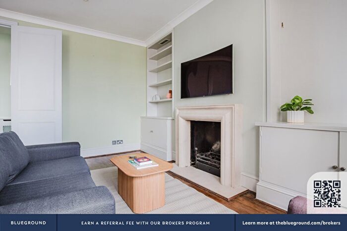2 Bedroom Flat To Rent In Chelsea, London, SW10