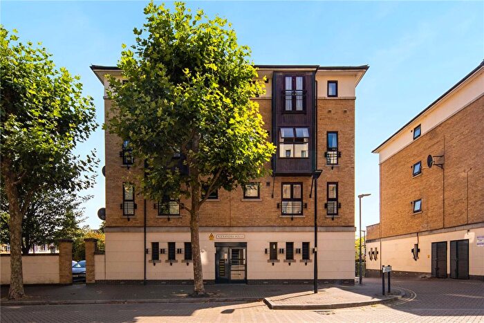 2 Bedroom Flat To Rent In Alexandra House, Wesley Avenue, London, E16