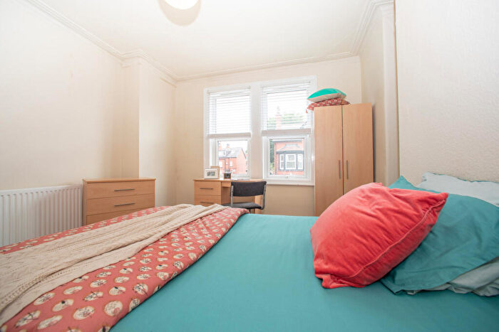 4 Bedroom Terraced House To Rent In Canterbury Drive, Headingley, Leeds, LS6
