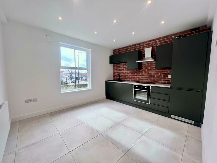 2 Bedroom Apartment To Rent In Railway Road, Urmston, M41