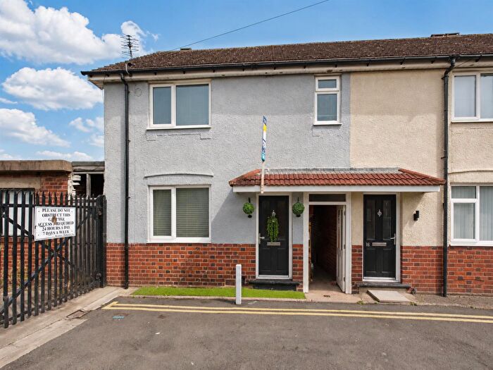 3 Bedroom End Of Terrace House For Sale In Sun Street, Brierley Hill, DY5