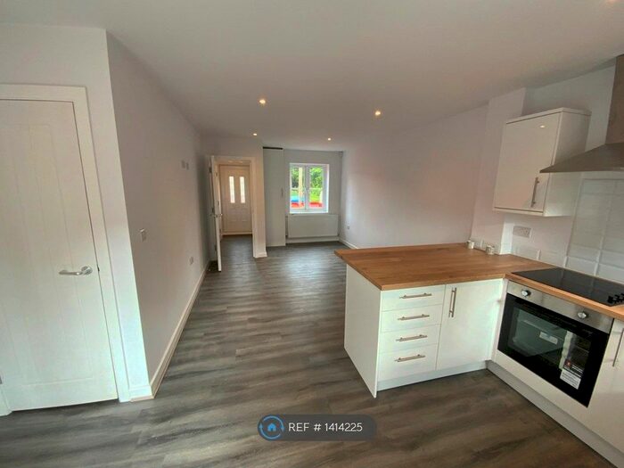 3 Bedroom Terraced House To Rent In Kenyon Way, Little Hulton, Manchester, M38