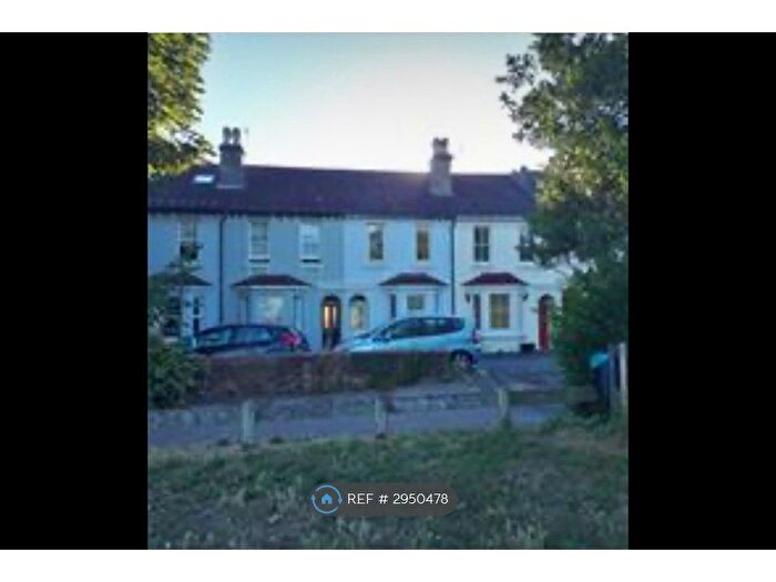2 Bedroom Terraced House To Rent In Beaconsfield Road, Brighton, BN41
