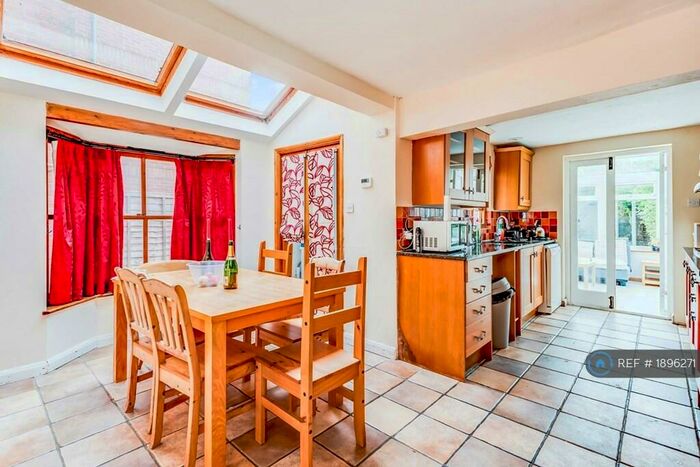 5 Bedroom Terraced House To Rent In Hurst Street, Oxford, OX4