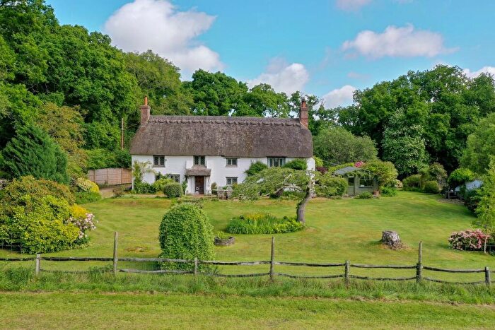 3 Bedroom Detached House For Sale In Lions Hill Way, Ashley Heath, Ringwood, BH24