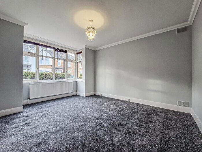 2 Bedroom Semi-Detached Bungalow For Sale In St. Benets Road, Southend-on-Sea, SS2