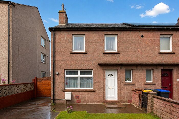 2 Bedroom Terraced House For Sale In Crossfolds Crescent, Peterhead, AB42