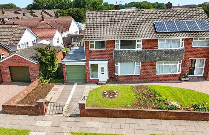 3 Bedroom Semi Detached House For Sale In Castleton Road, Hartlepool, TS25
