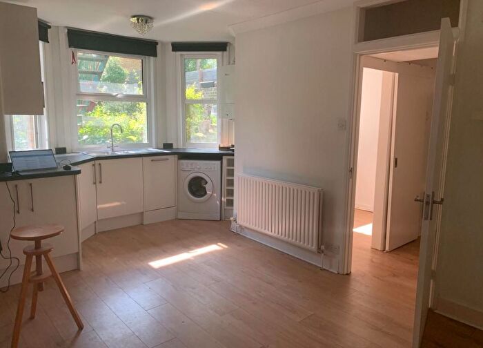 1 Bedroom Studio To Rent In Argyle Road, London, W13