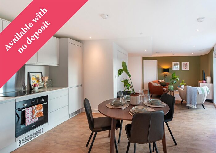 2 Bedroom Apartment To Rent In Phoenix, Saxon Lane, Leeds, LS9