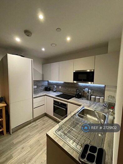 1 Bedroom Flat To Rent In Malmo Tower, London, SE8
