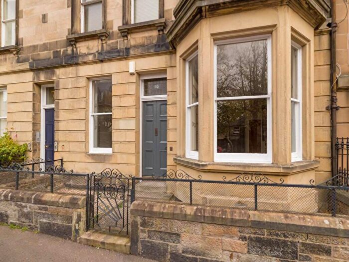2 Bedroom Flat To Rent In Findhorn Place, Grange, Edinburgh, EH9