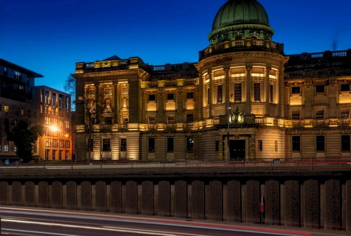 1 Bedroom Flat To Rent In Kent Road, Glasgow, G3