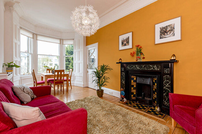 2 Bedroom Flat For Sale In / Craighall Road, Trinty, EH6