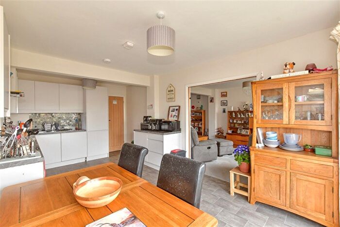 3 Bedroom Detached Bungalow For Sale In Herne Avenue, Herne Bay, Kent, CT6
