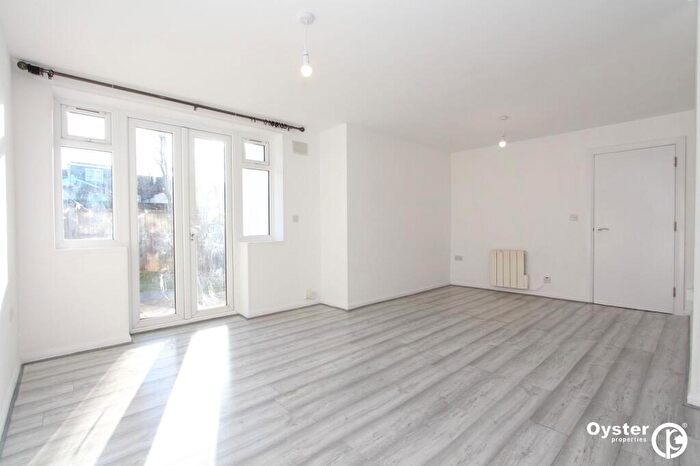 2 Bedroom Apartment To Rent In Wellington Road, Harrow, HA3