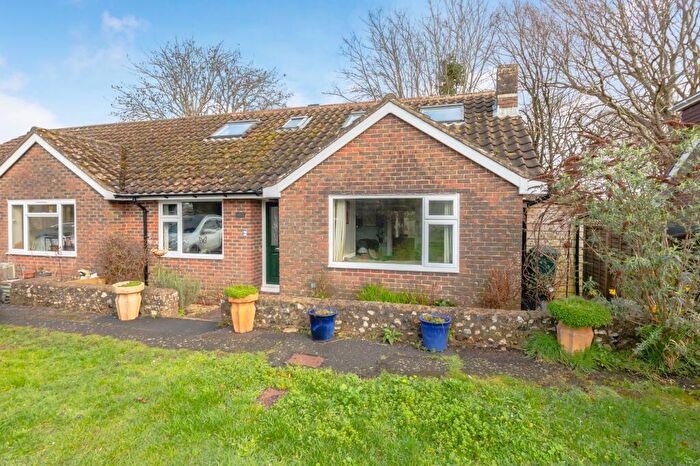 4 Bedroom Bungalow For Sale In Martens Field, Rodmell, BN7