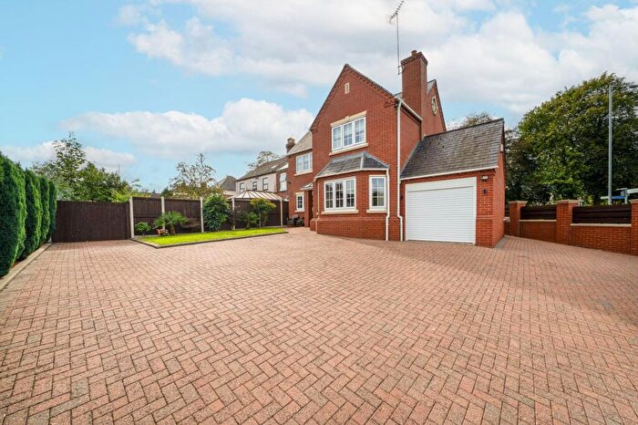 4 Bedroom Detached House For Sale In St. Johns Road, Stourport-On-Severn, DY13
