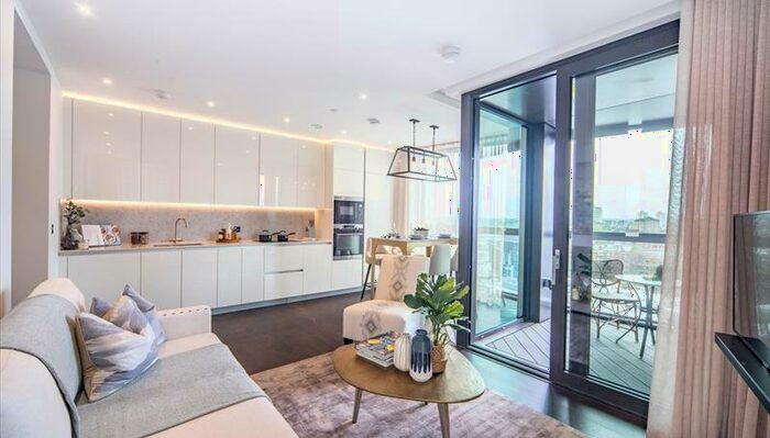 2 Bedroom Apartment To Rent In Thornes House, Charles Clowes Walk, London, SW11