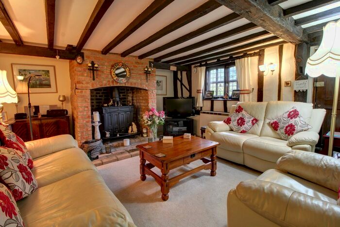 2 Bedroom Cottage For Sale In Saxtead Road, Dennington, Woodbridge, IP13