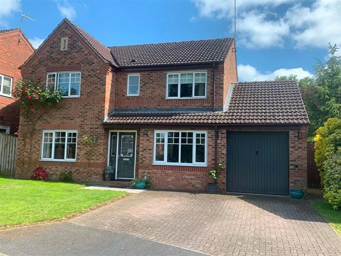 4 Bedroom Detached House For Sale In Yew Tree Way, Coddington, NG24