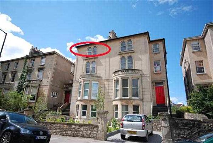 3 Bedroom Apartment To Rent In Top Floor Flat, Cotham Grove, BS6