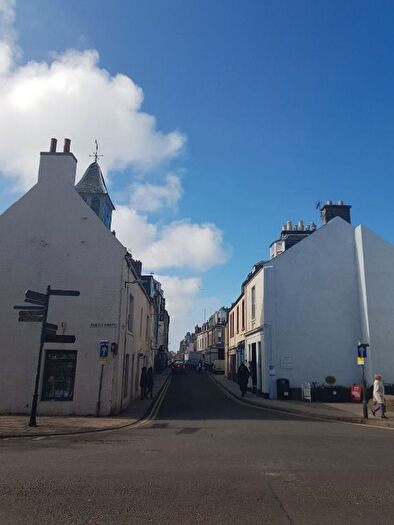 3 Bedroom Flat To Rent In Quality Street, North Berwick, East Lothian, EH39