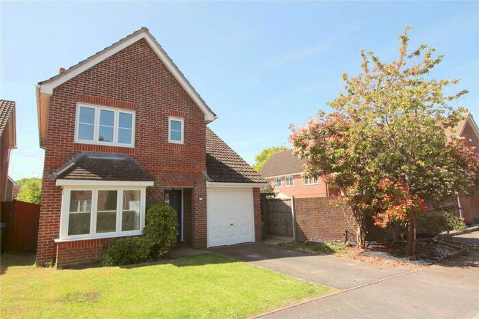 3 Bedroom Detached House To Rent In Roebuck Avenue, Funtley, Hampshire, PO15
