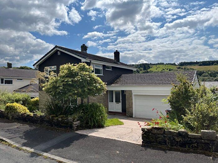 4 Bedroom Detached House To Rent In Nudger Green Dobcross, OL3