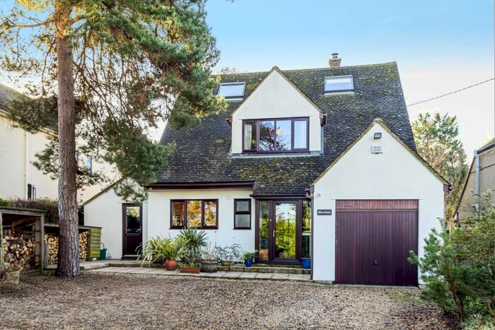 5 Bedroom Detached House For Sale In Beckley, Oxfordshire OX3