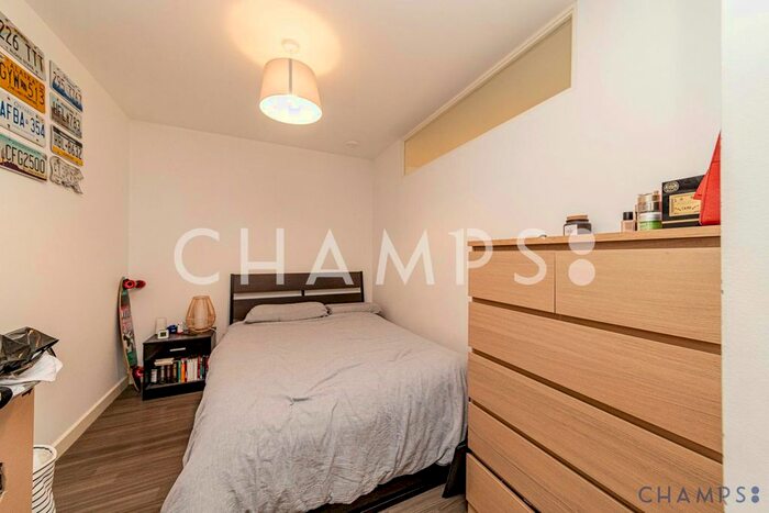 1 Bedroom Flat To Rent In Nyland Court, Greenland Place, Surrey Quays, SE8