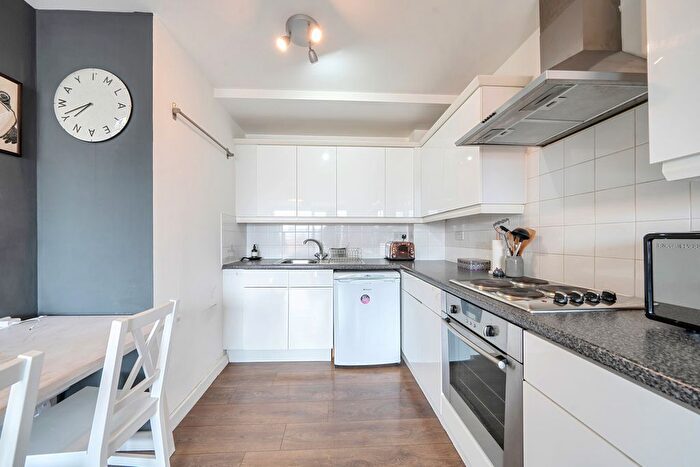 1 Bedroom Flat For Sale In John Harrison Way, Greenwich Peninsula, SE10