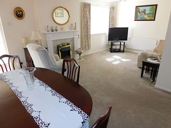 2 Bedroom Detached Bungalow For Sale In Blaykeston Close, Seaham, SR7
