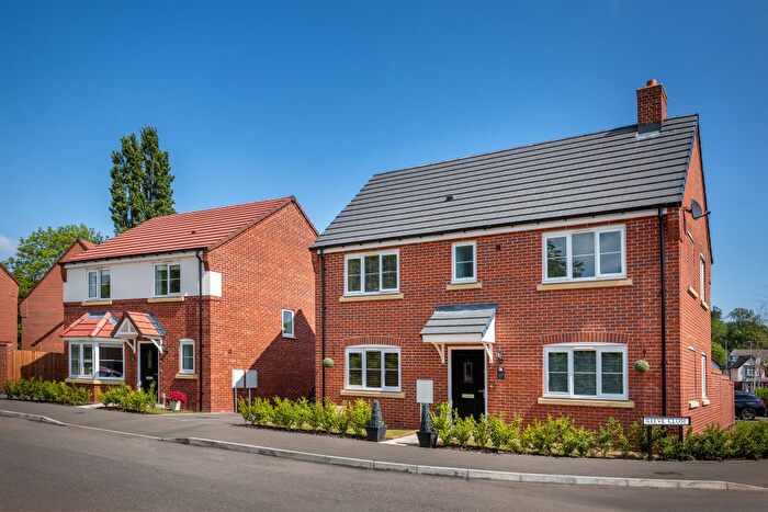 4 Bedroom Detached House For Sale In Shobnall Road, Burton-On-Trent, DE14