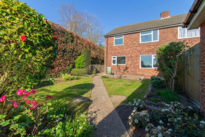 3 Bedroom Semi-Detached House To Rent In Brox Road, Ottershaw, Chertsey, KT16