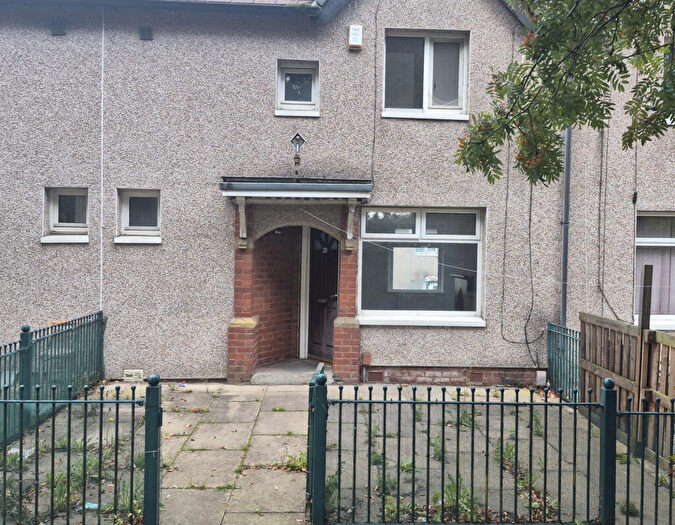 3 Bedroom Terraced House To Rent In Carr Bottom Road, Little Horton, Bradford, BD5