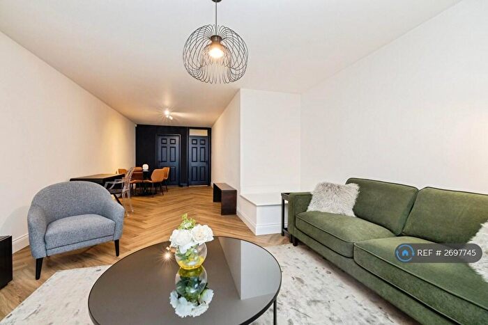 1 Bedroom Flat To Rent In Bethnal Green Road, London, E2