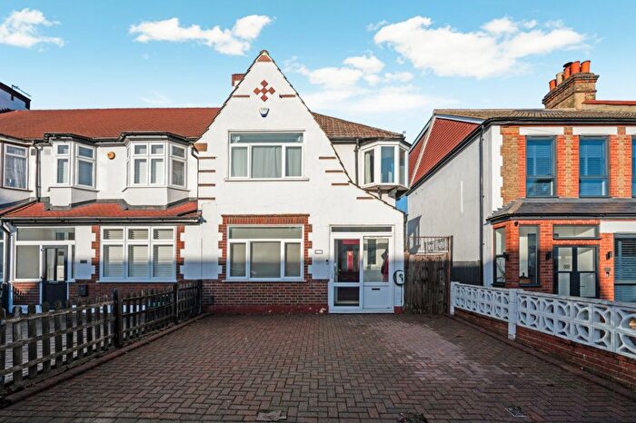 3 Bedroom End Terrace House For Sale In Birkbeck Road, Beckenham, BR3