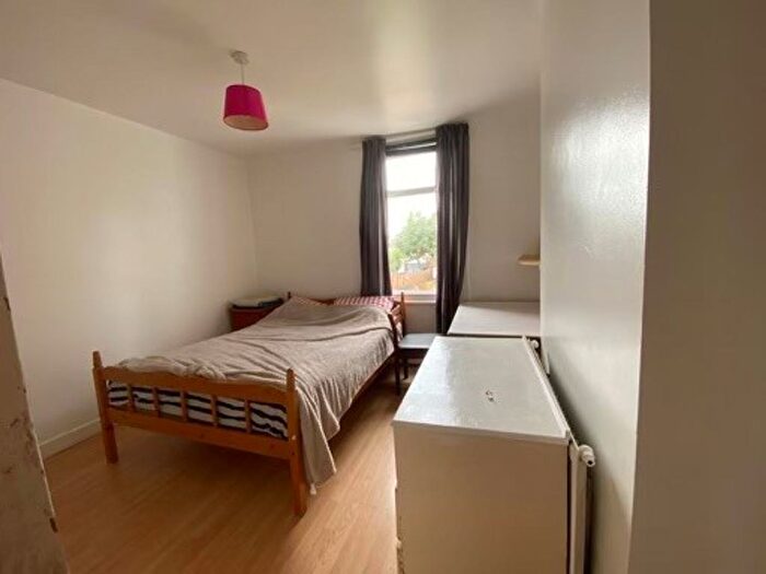 2 Bedroom End Of Terrace House To Rent In Black Griffin Lane, Canterbury, CT1